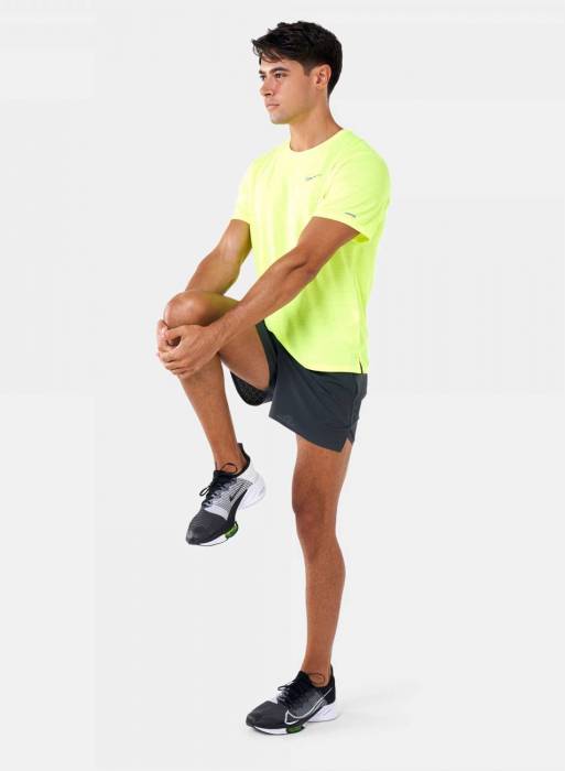 تیشرت ورزشی مردانه نایک زرد مدل 290