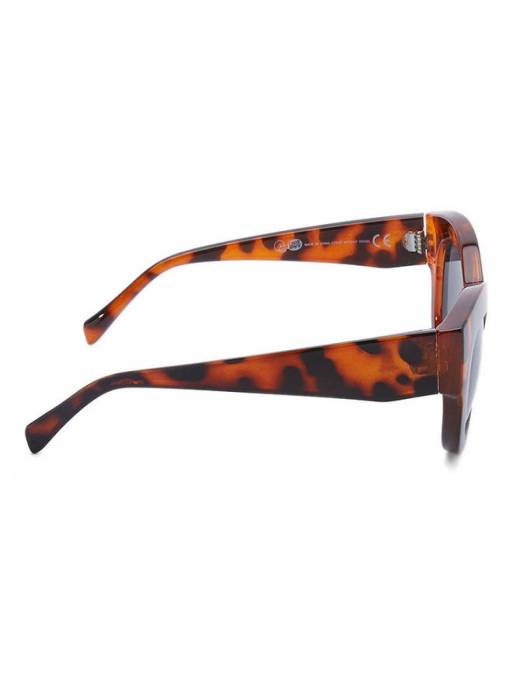 عینک آفتابی زنانه چیپ ماندی طوسی خاکستری مدل 884