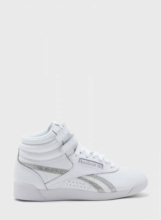 کفش ورزشی زنانه ریباک سفید مدل 076