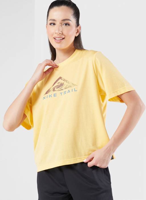 تیشرت ورزشی زنانه نایک زرد